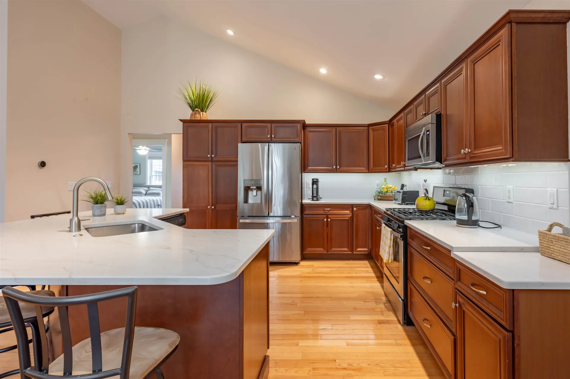 14 Weymouth Court Hudson NH 03051