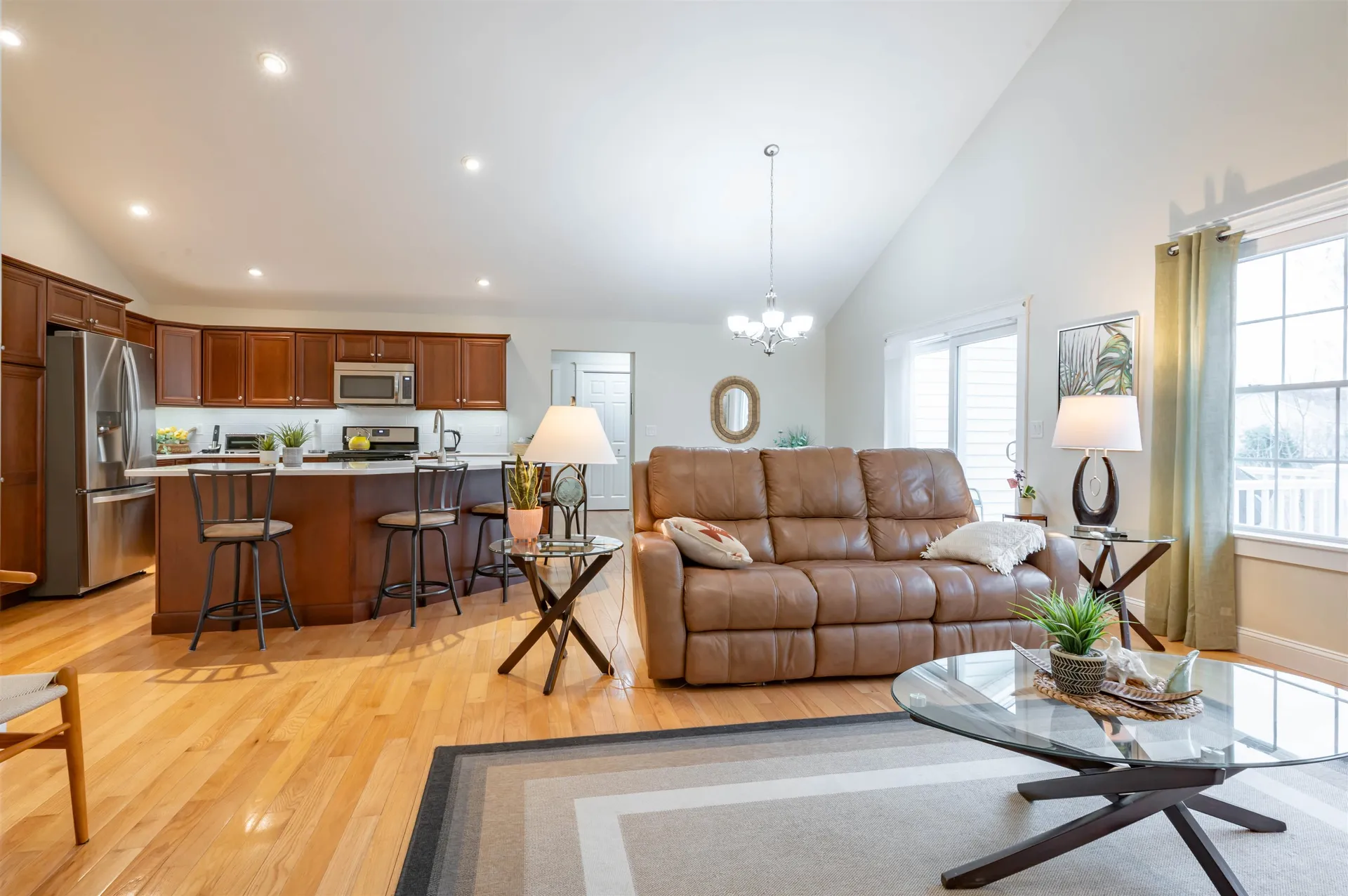 14 Weymouth Court Hudson NH 03051