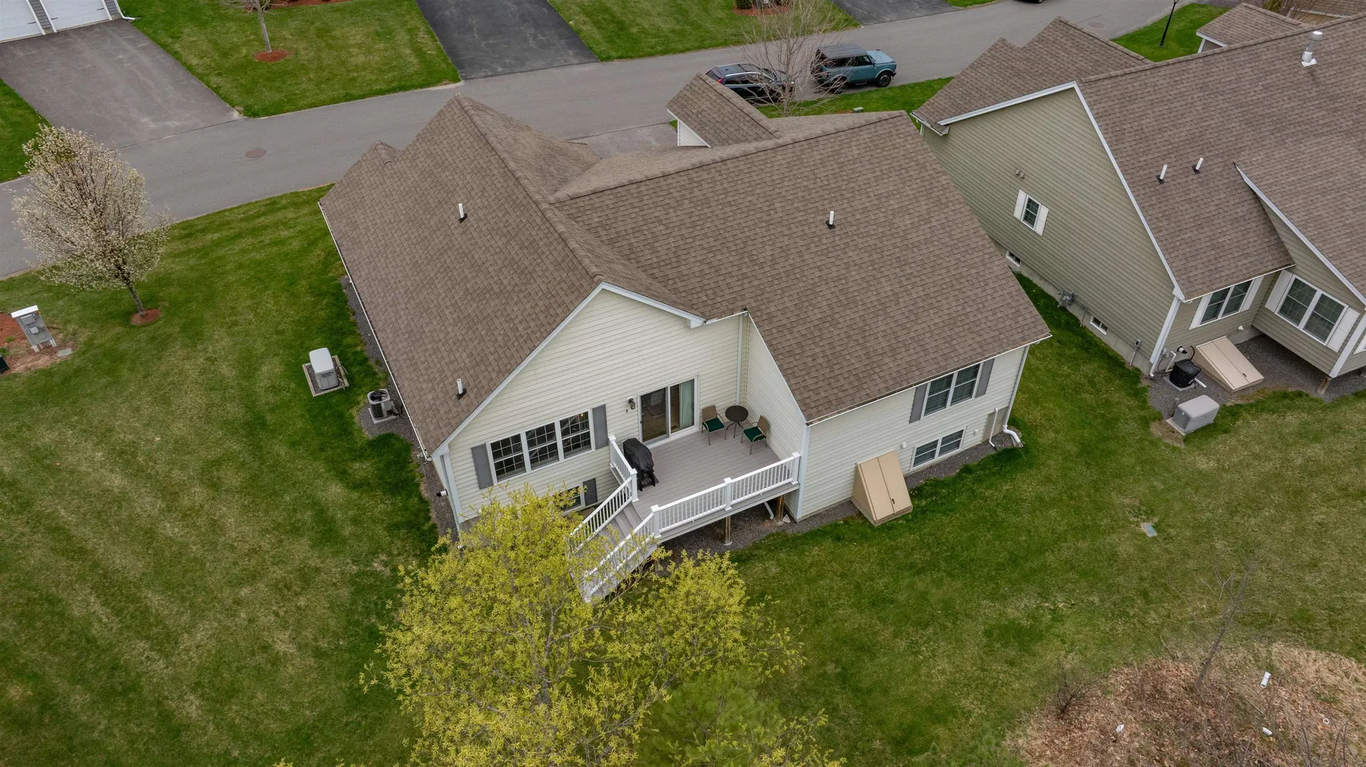 14 Weymouth Court Hudson NH 03051