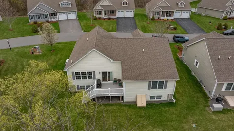 14 Weymouth Court Hudson NH 03051