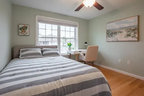 14 Weymouth Court Hudson NH 03051
