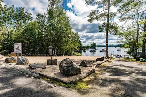 4 Elaine Road Middleton NH 03887