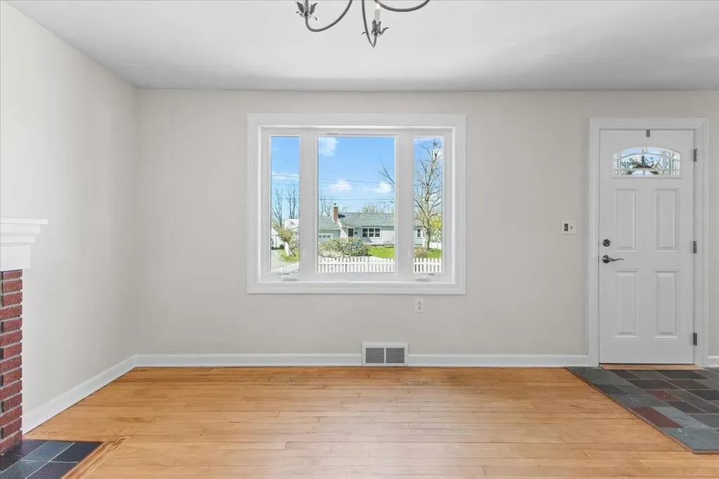 15 Abnaki Avenue Essex Junction VT 05452