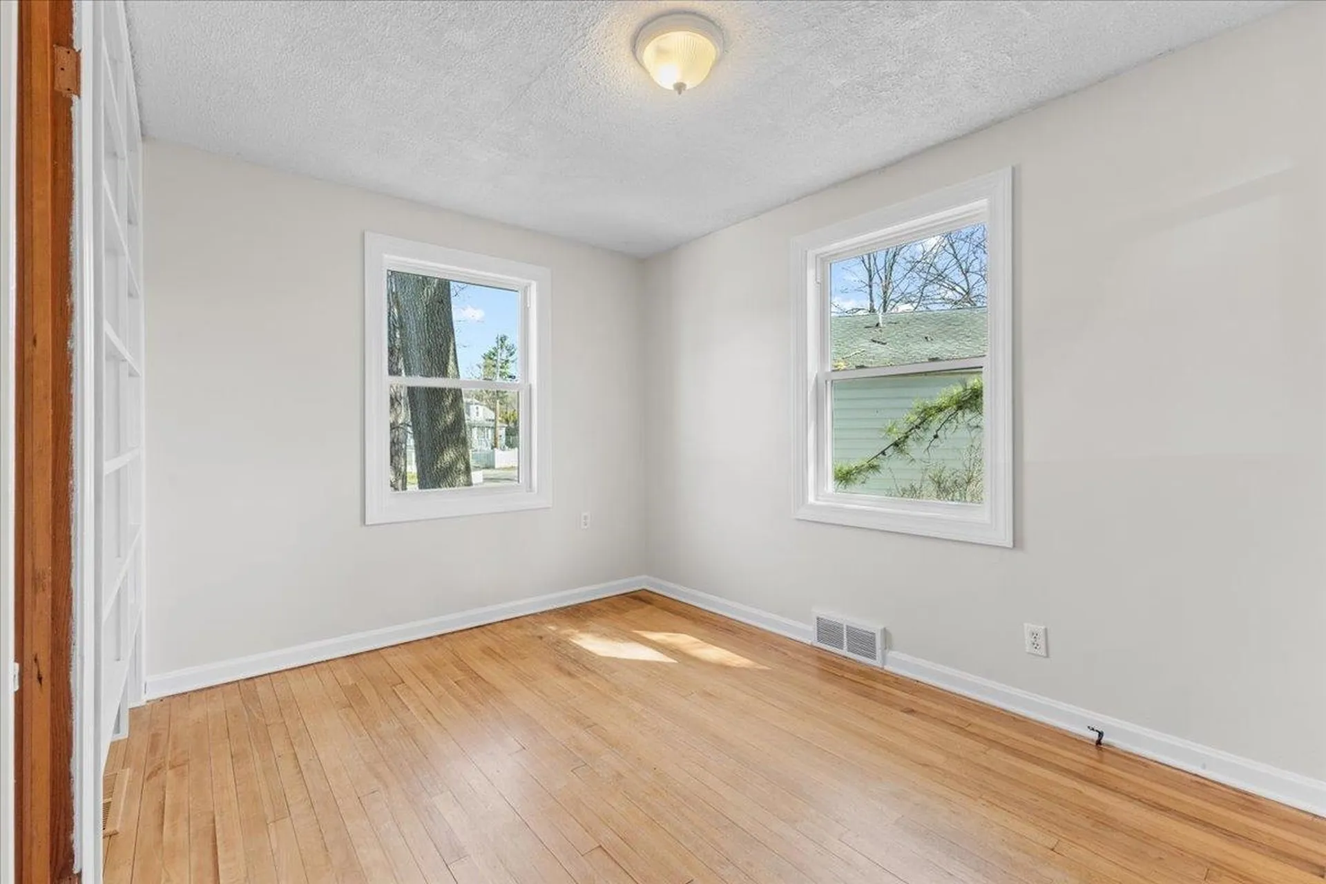 15 Abnaki Avenue Essex Junction VT 05452