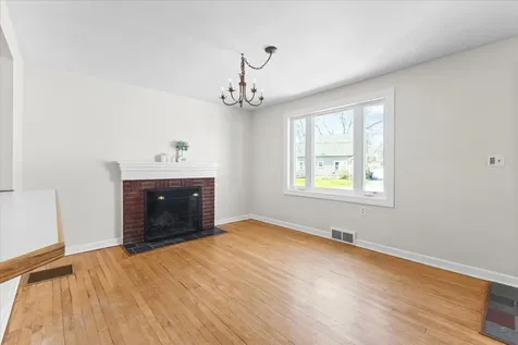 15 Abnaki Avenue Essex Junction VT 05452