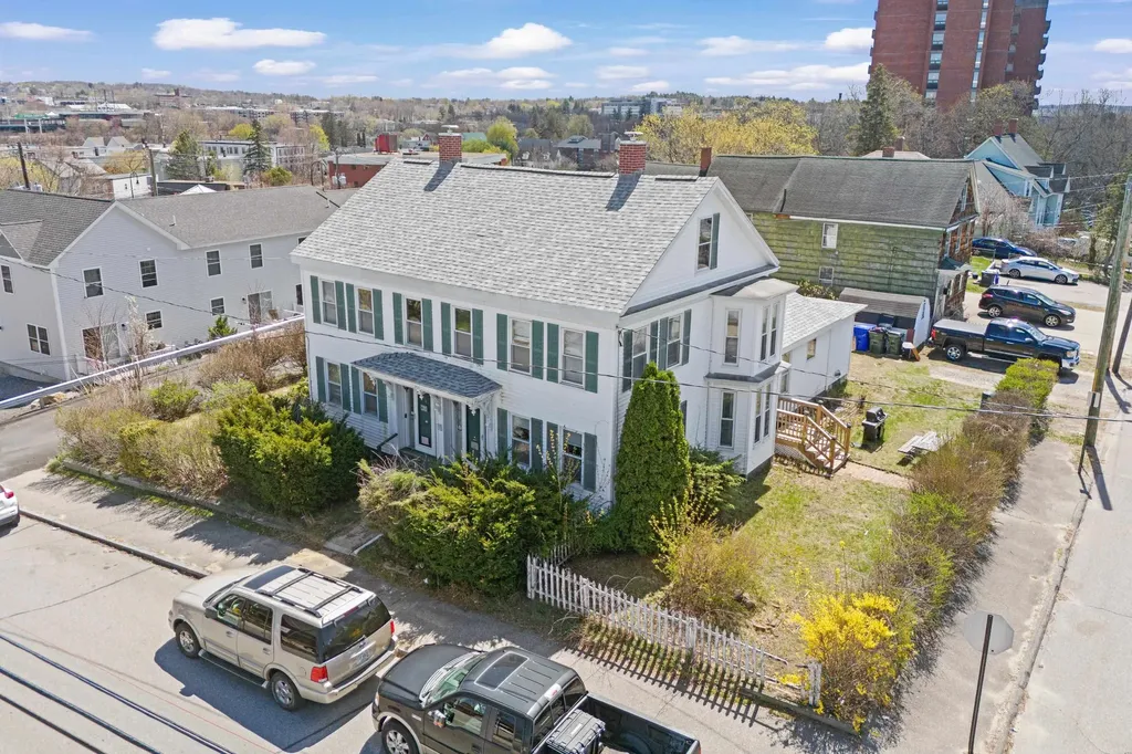 140 Douglas Street Manchester NH 03102