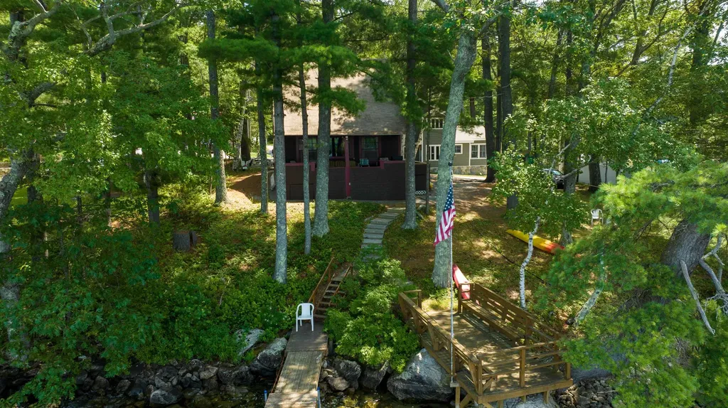 36 Shore Drive Newbury NH 03037