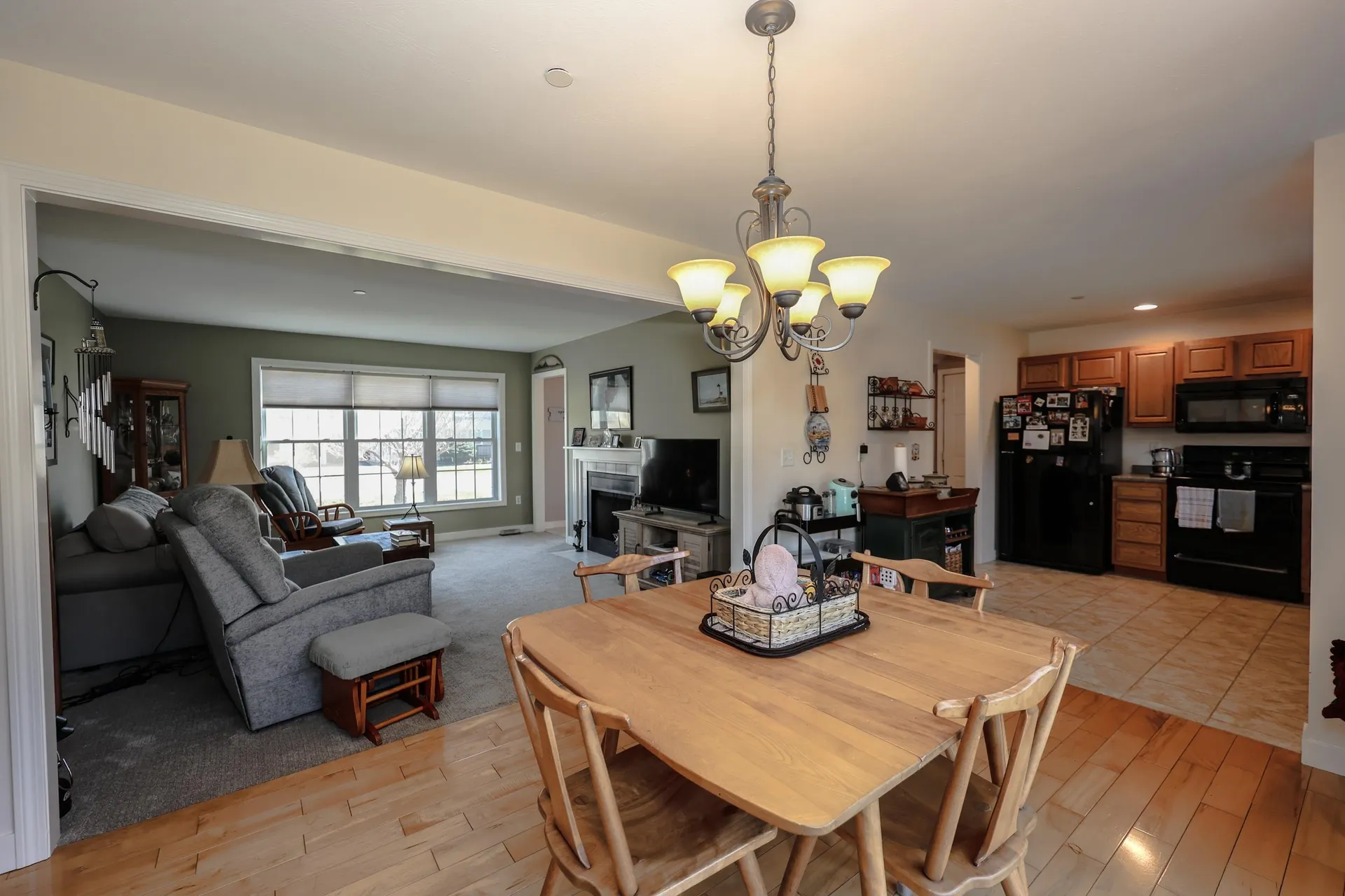 23 Abbey Road Brentwood NH 03833
