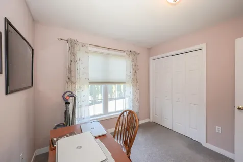 23 Abbey Road Brentwood NH 03833