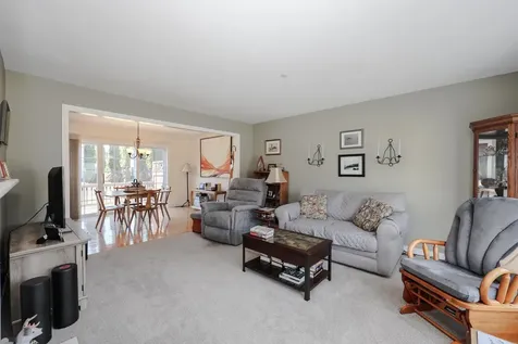 23 Abbey Road Brentwood NH 03833
