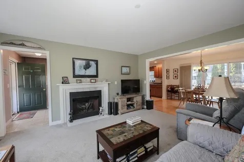 23 Abbey Road Brentwood NH 03833