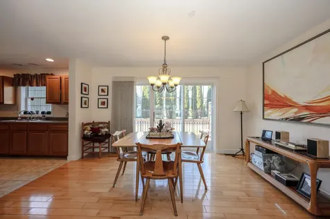 23 Abbey Road Brentwood NH 03833