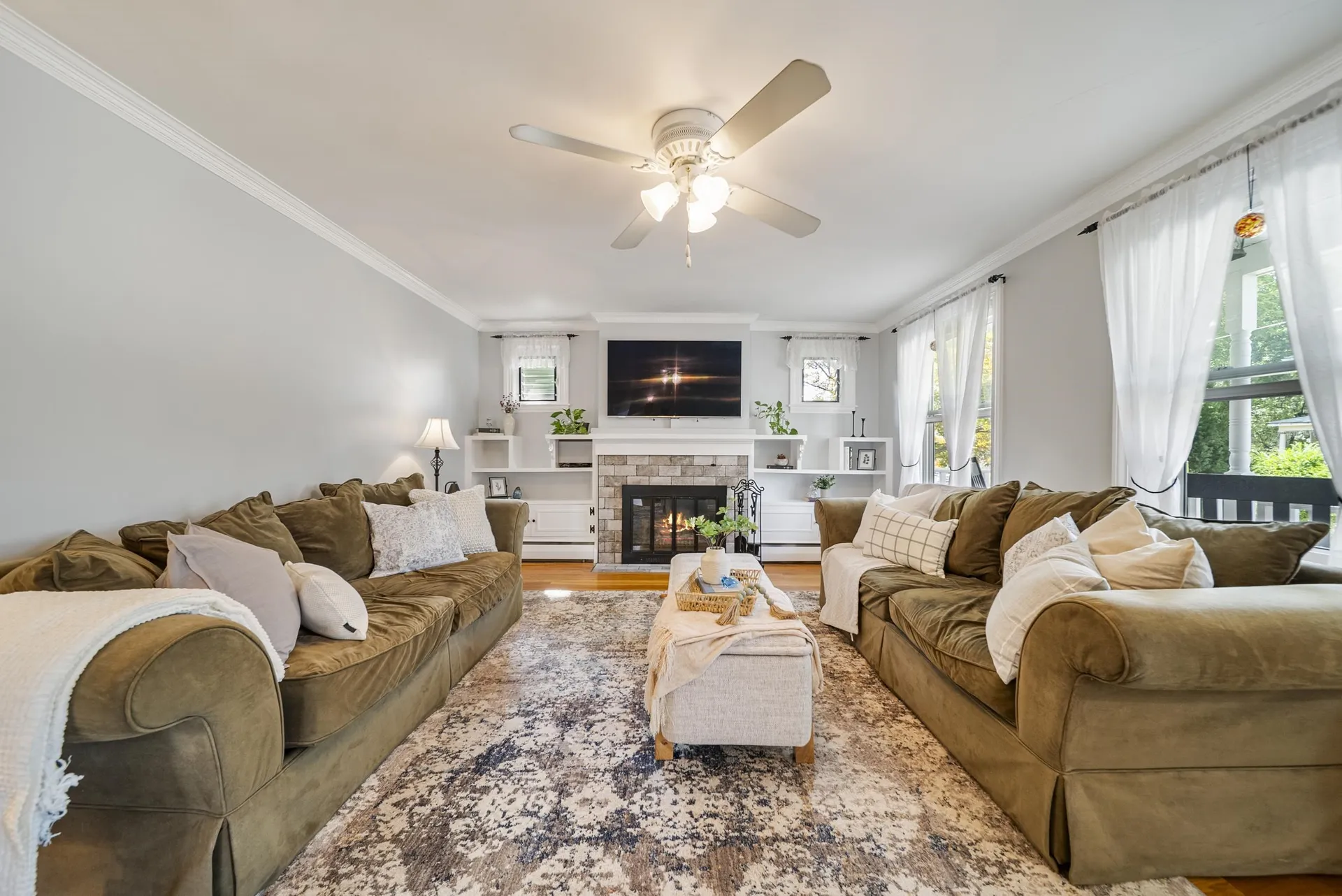 27 Courtland Street Nashua NH 03064