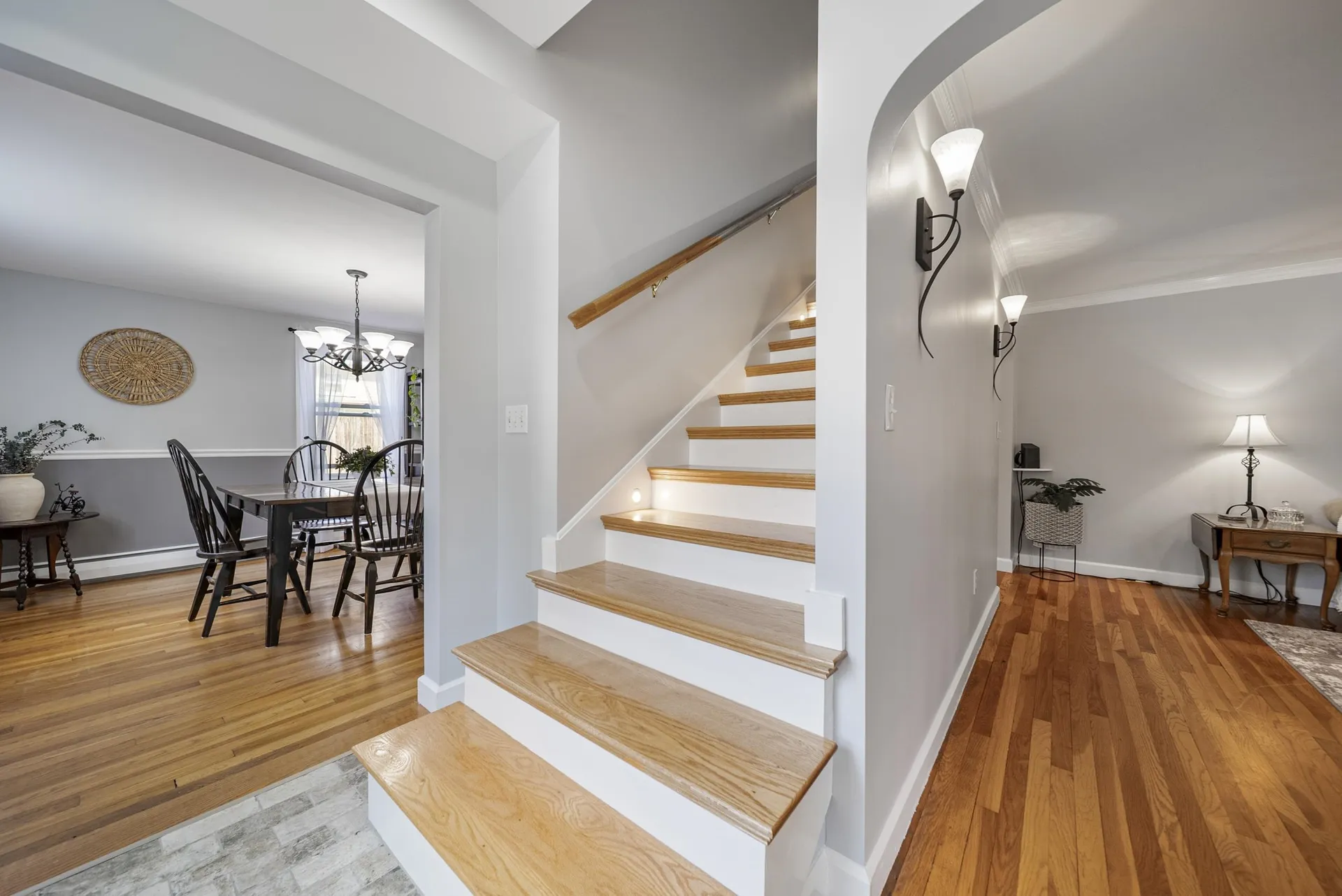 27 Courtland Street Nashua NH 03064