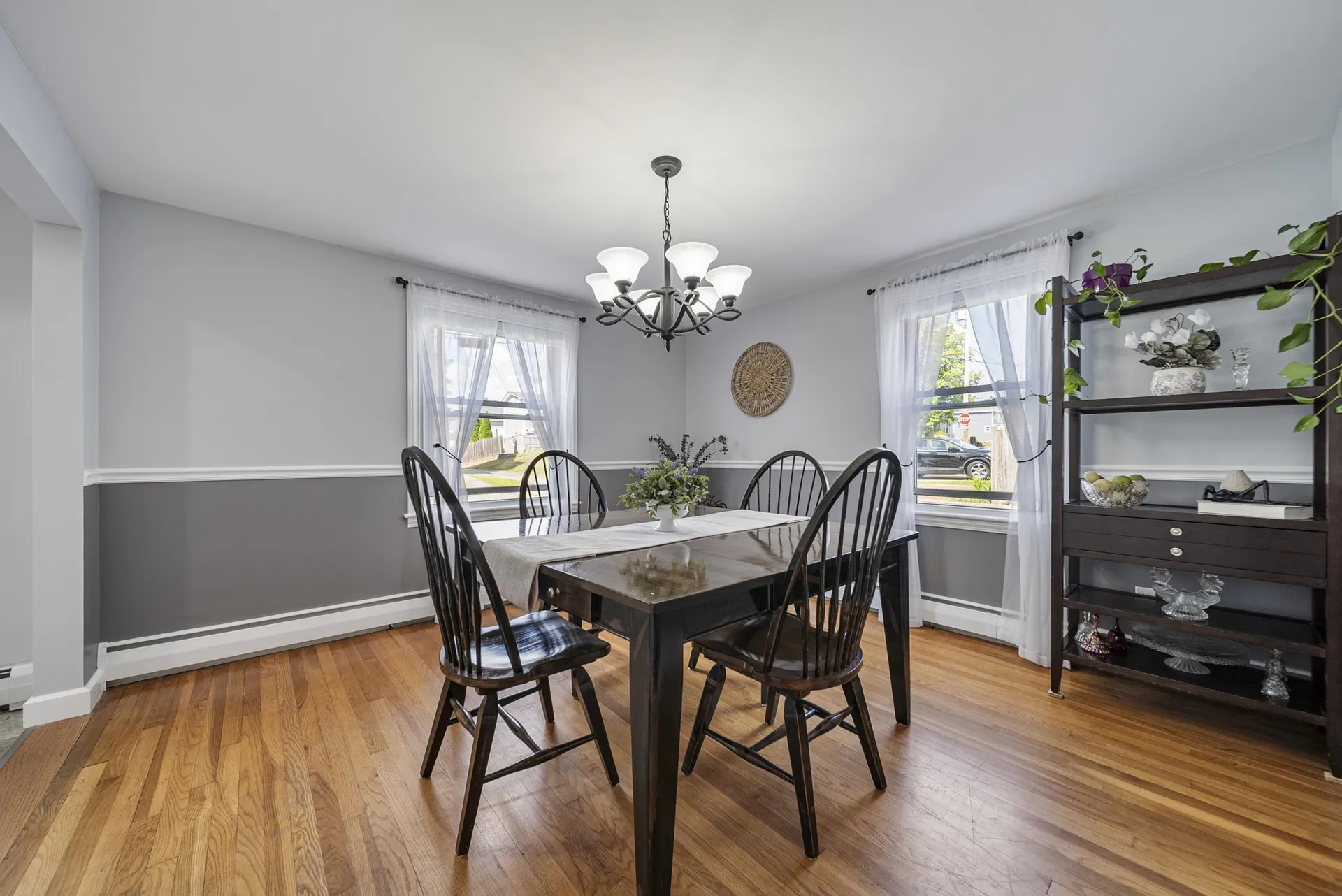 27 Courtland Street Nashua NH 03064