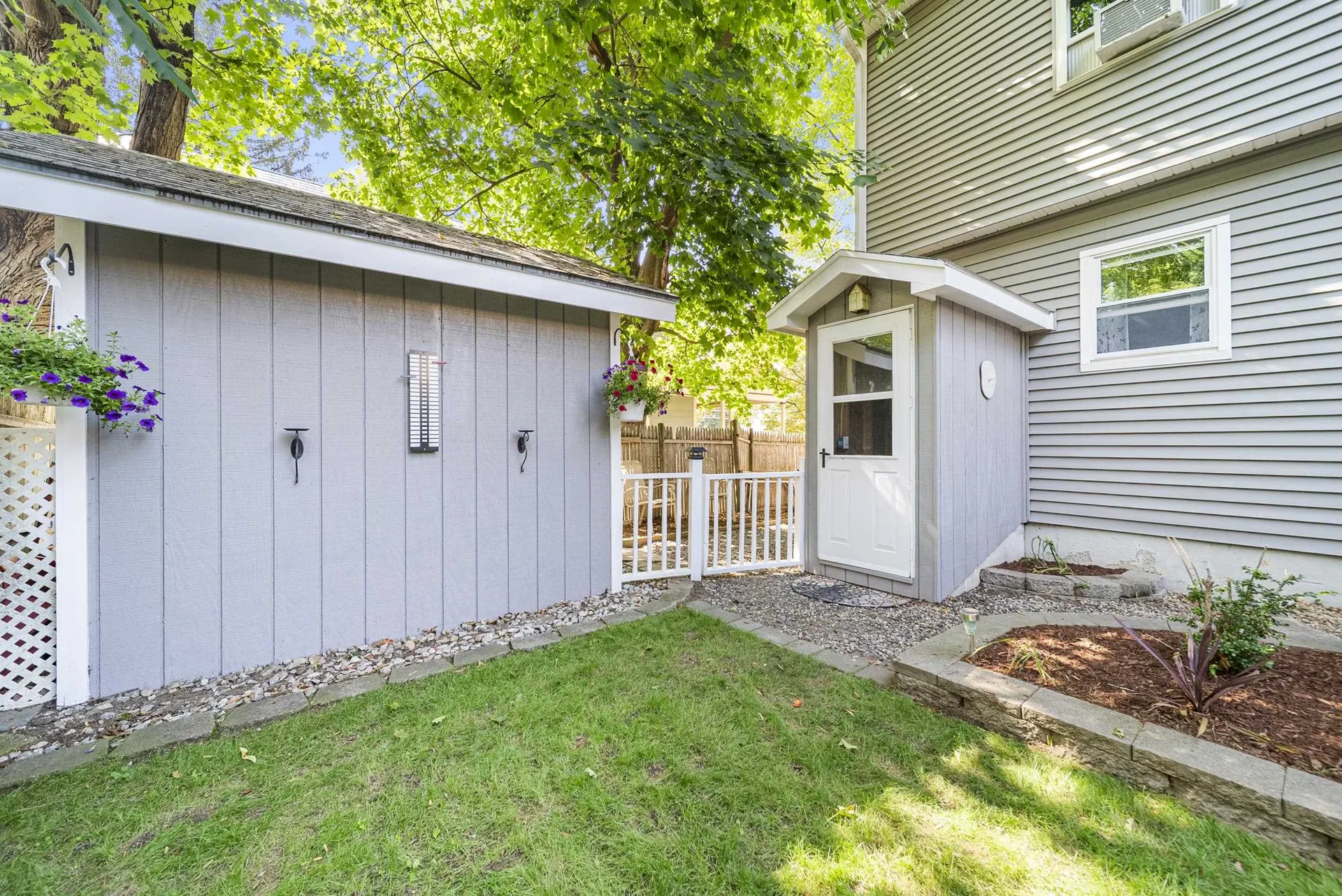 27 Courtland Street Nashua NH 03064