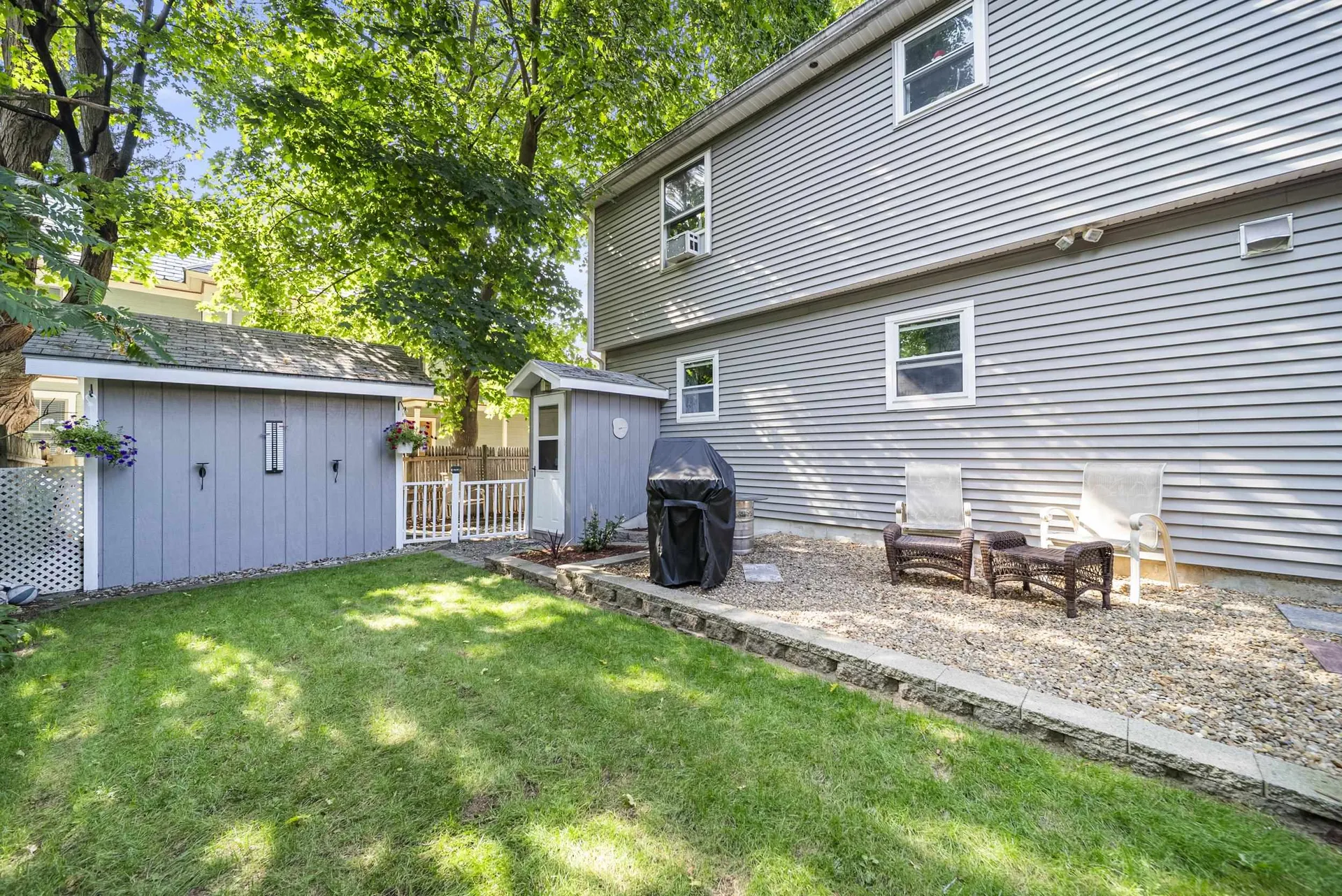 27 Courtland Street Nashua NH 03064