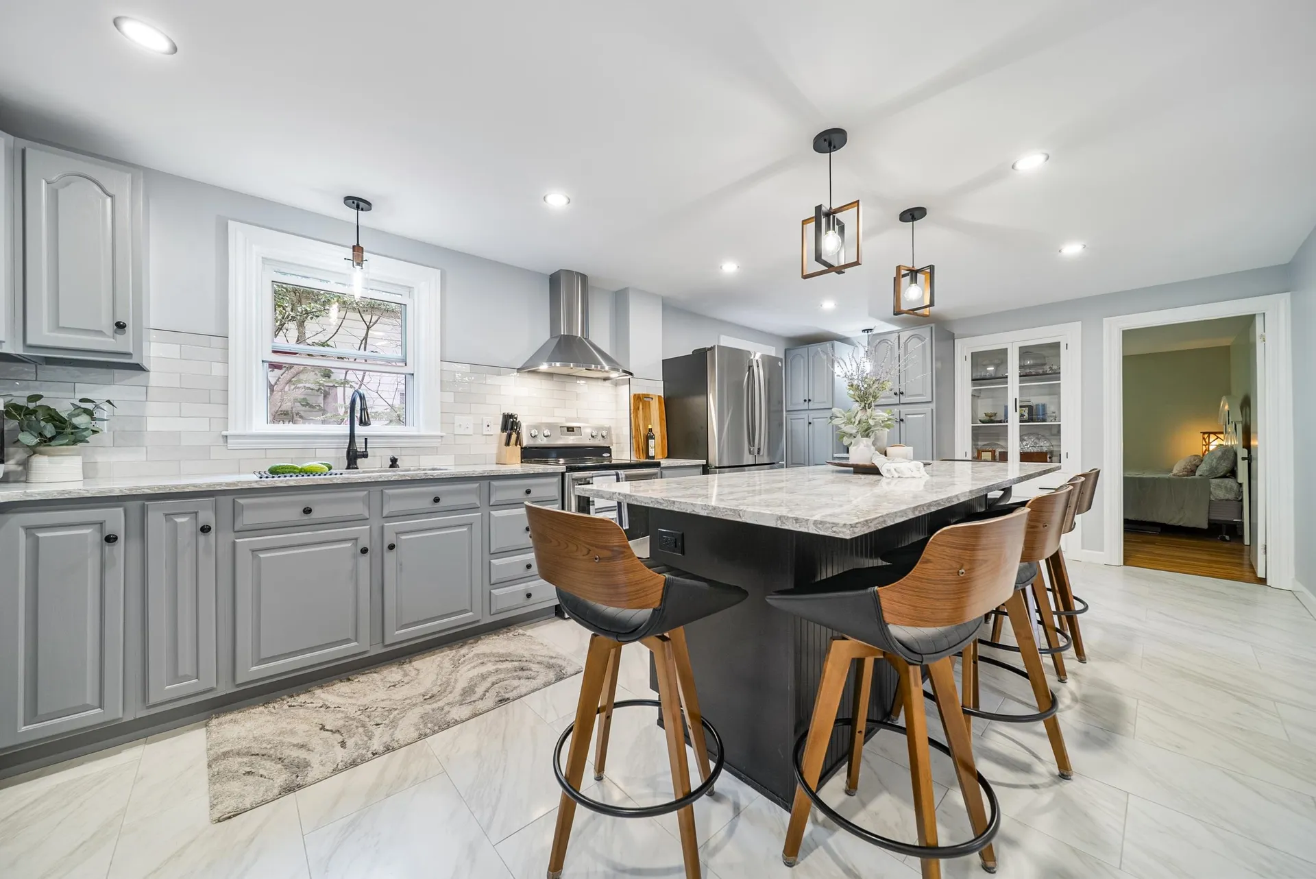 27 Courtland Street Nashua NH 03064