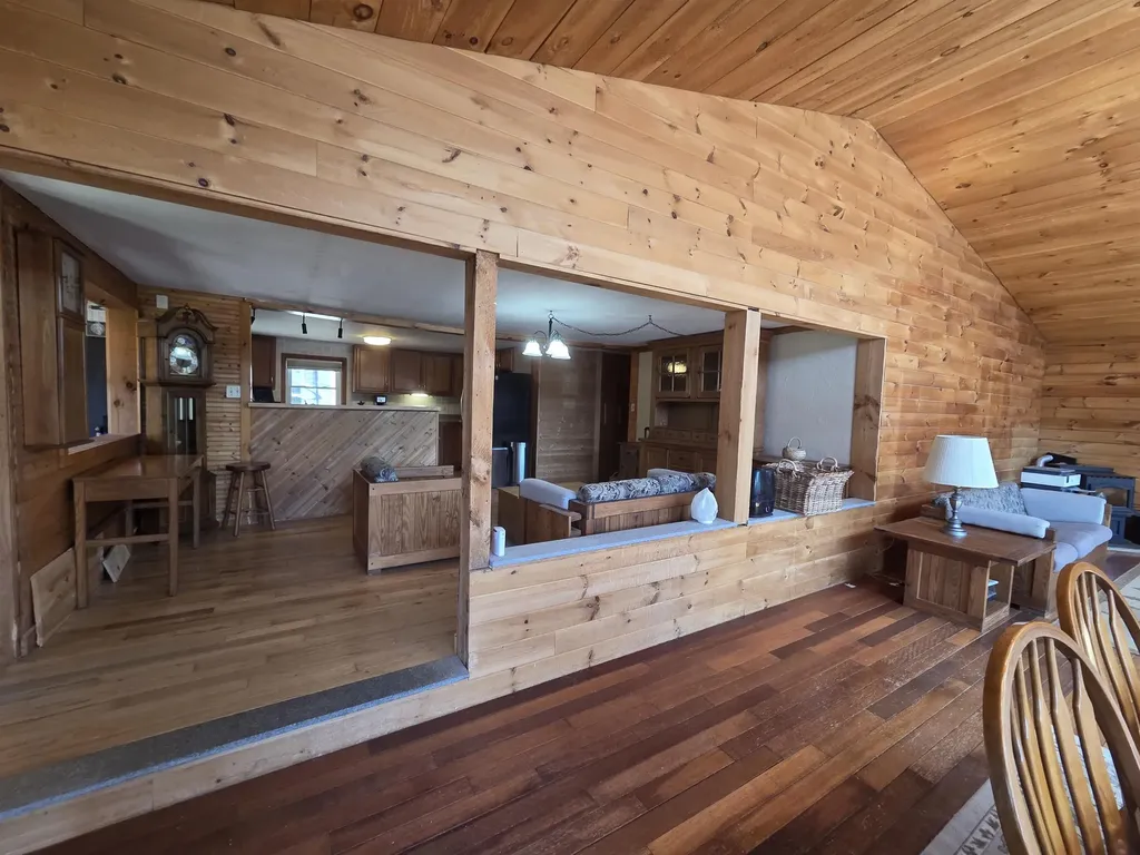 12 Beard Lane Grafton NH 03420
