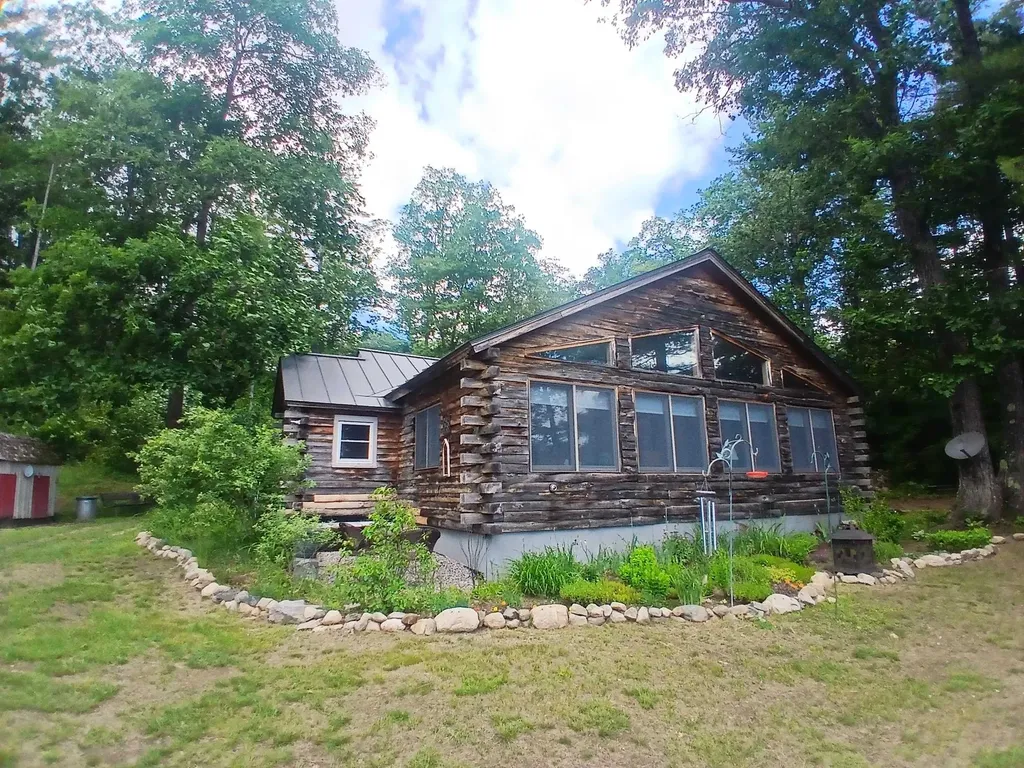 12 Beard Lane Grafton NH 03420