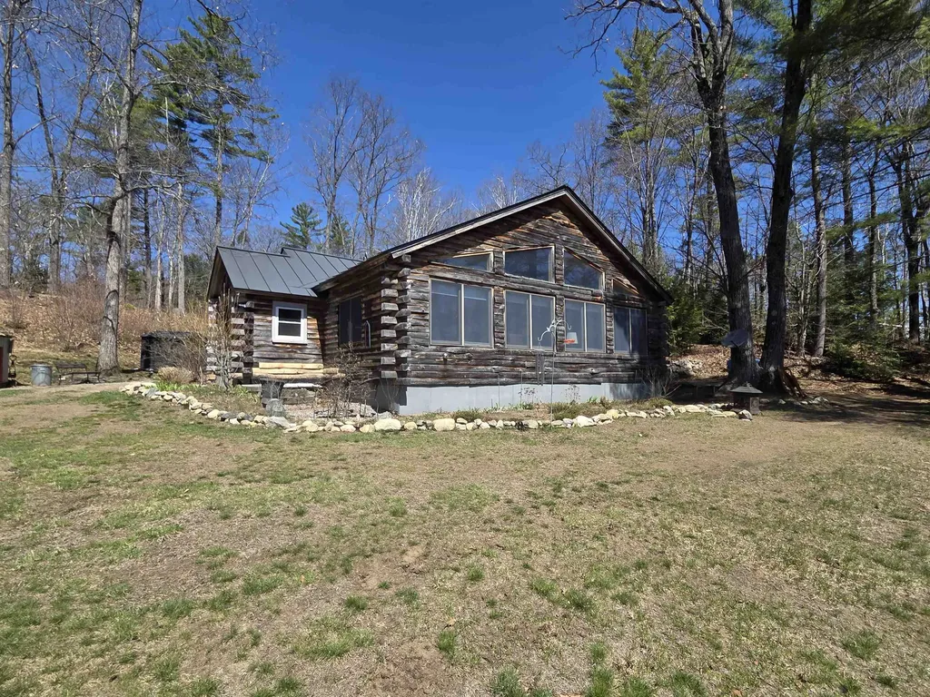 12 Beard Lane Grafton NH 03420