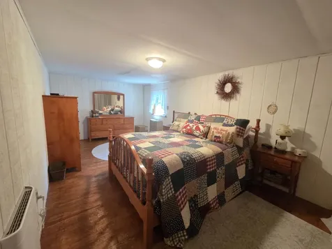12 Beard Lane Grafton NH 03420