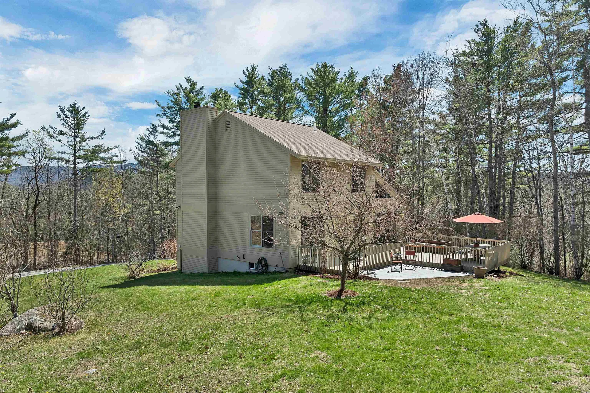 68 Stagecoach Road Sunapee NH 03782