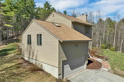 68 Stagecoach Road Sunapee NH 03782