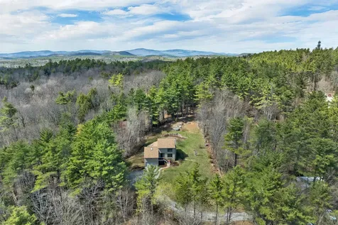 68 Stagecoach Road Sunapee NH 03782