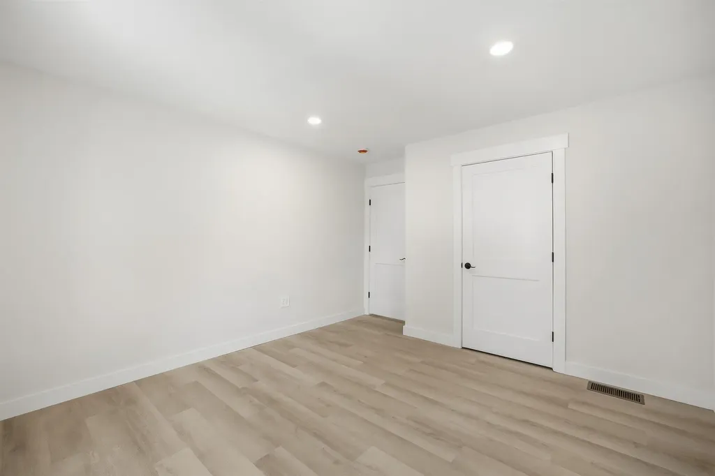376 Turner Way Laconia NH 03246