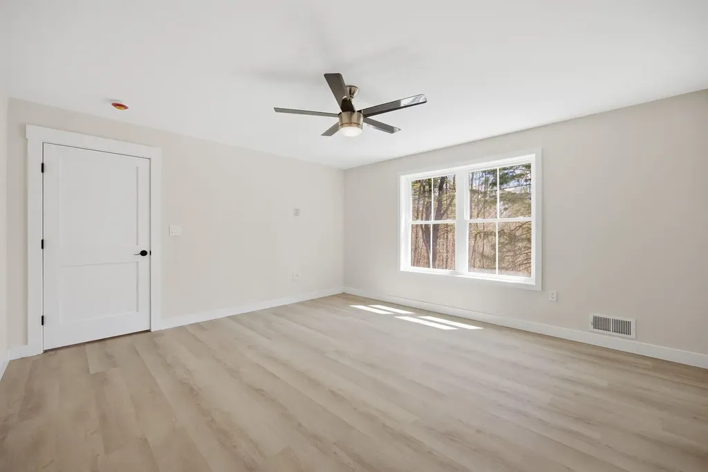 376 Turner Way Laconia NH 03246