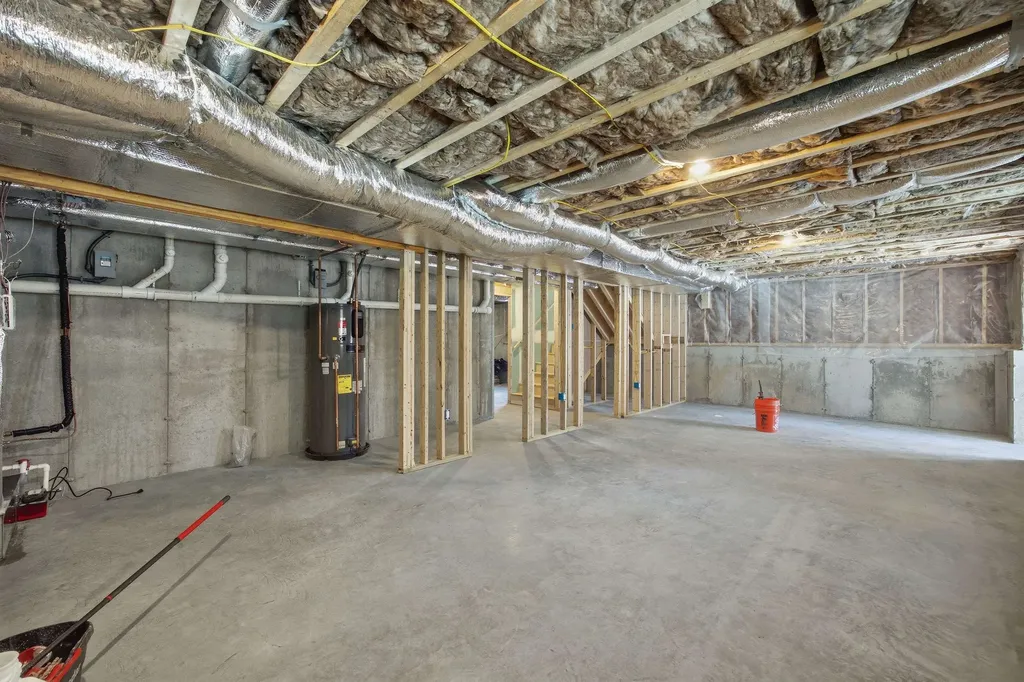 376 Turner Way Laconia NH 03246