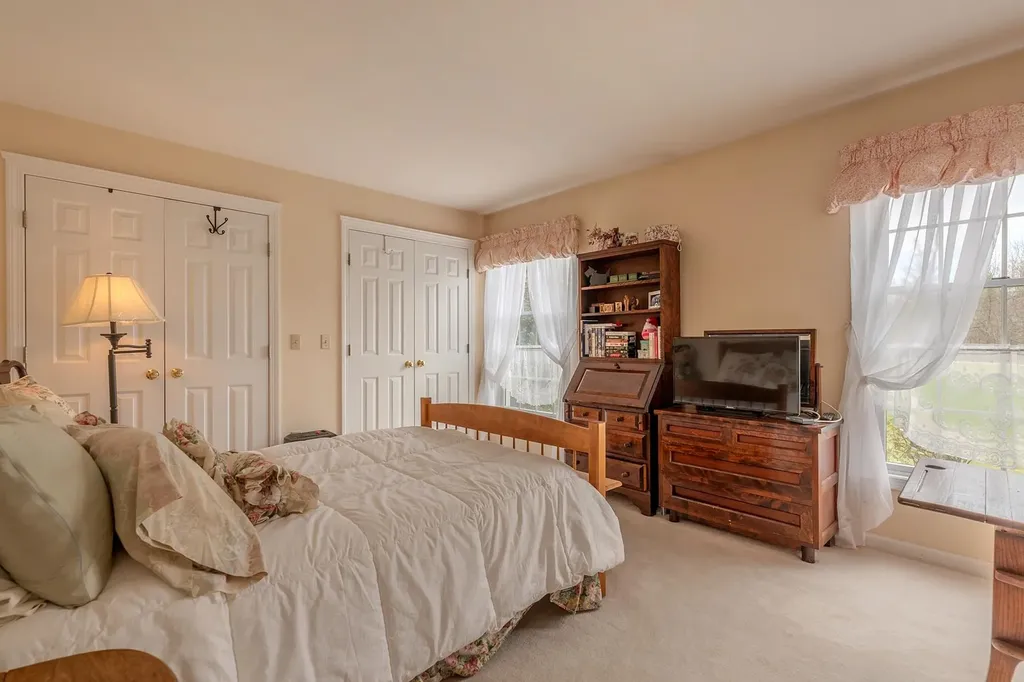 12 Beattie Lane Manchester VT 05255