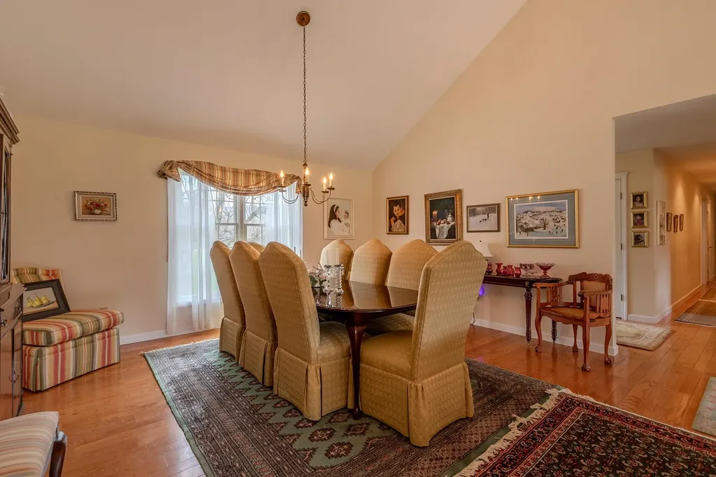 12 Beattie Lane Manchester VT 05255