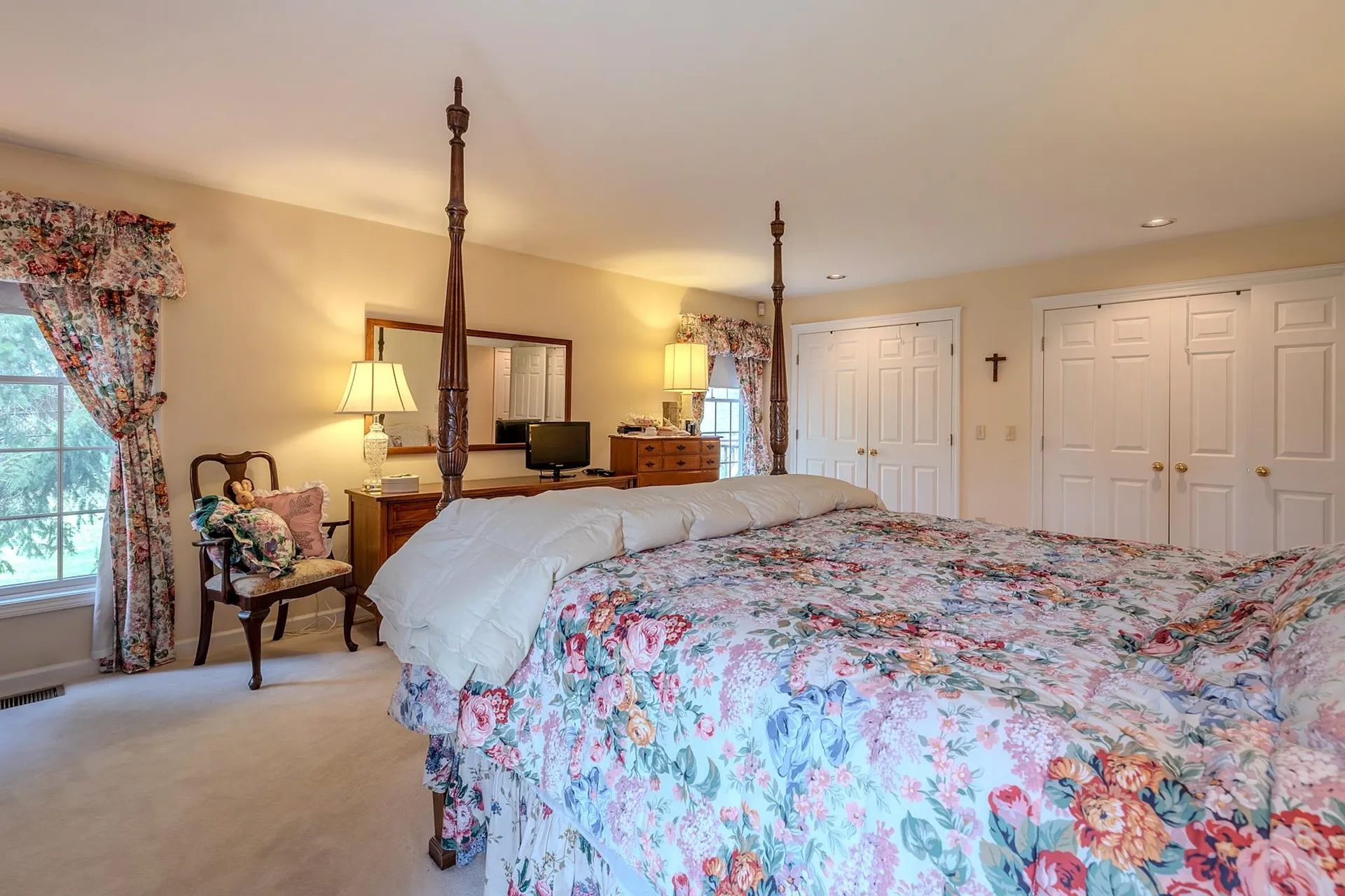 12 Beattie Lane Manchester VT 05255
