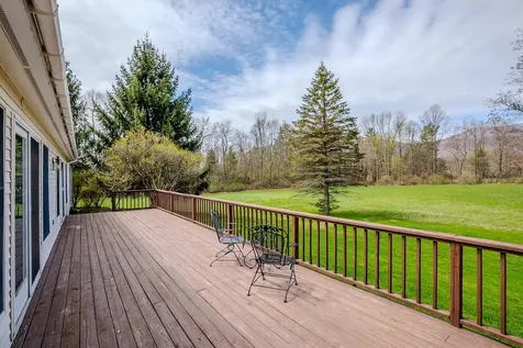12 Beattie Lane Manchester VT 05255