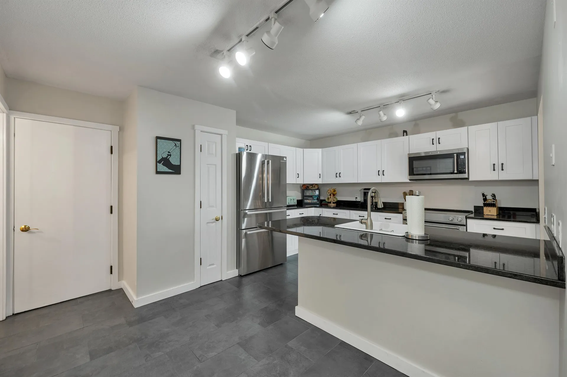 23 Pleasant Street Lebanon NH 03784
