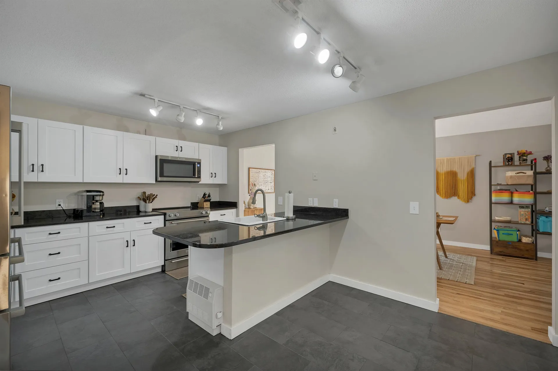 23 Pleasant Street Lebanon NH 03784