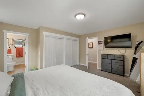 23 Pleasant Street Lebanon NH 03784