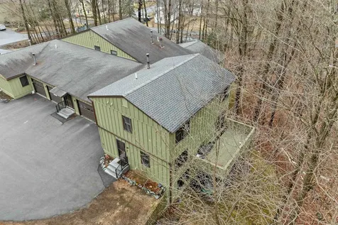 23 Pleasant Street Lebanon NH 03784