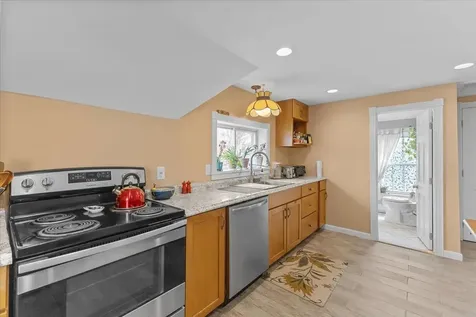 42-44 Oak Street Burlington VT 05401