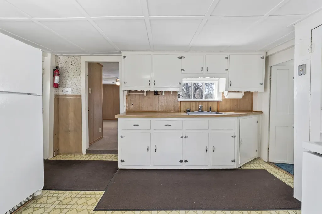 393 Wadleigh Falls Road Newmarket NH 03857