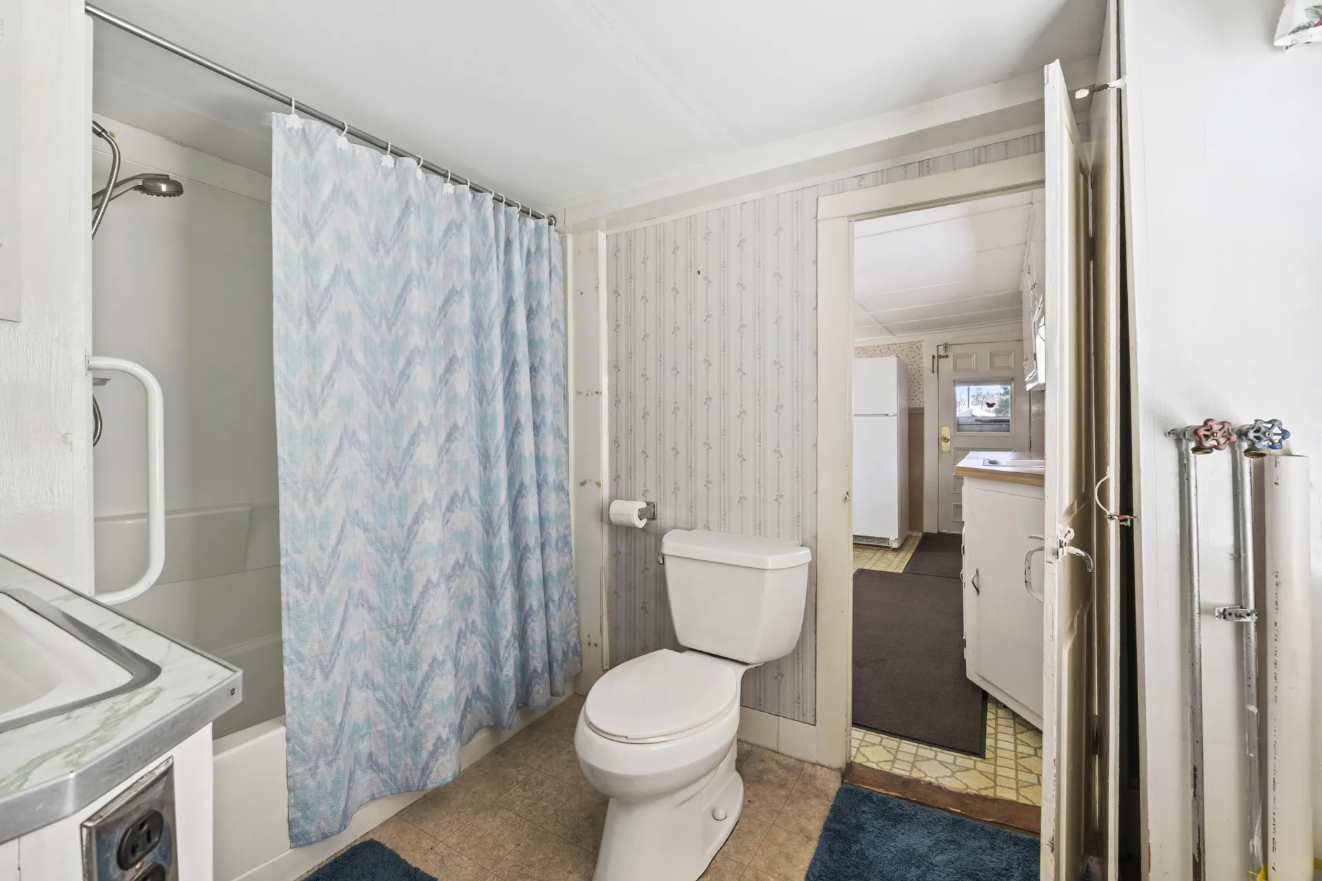 393 Wadleigh Falls Road Newmarket NH 03857