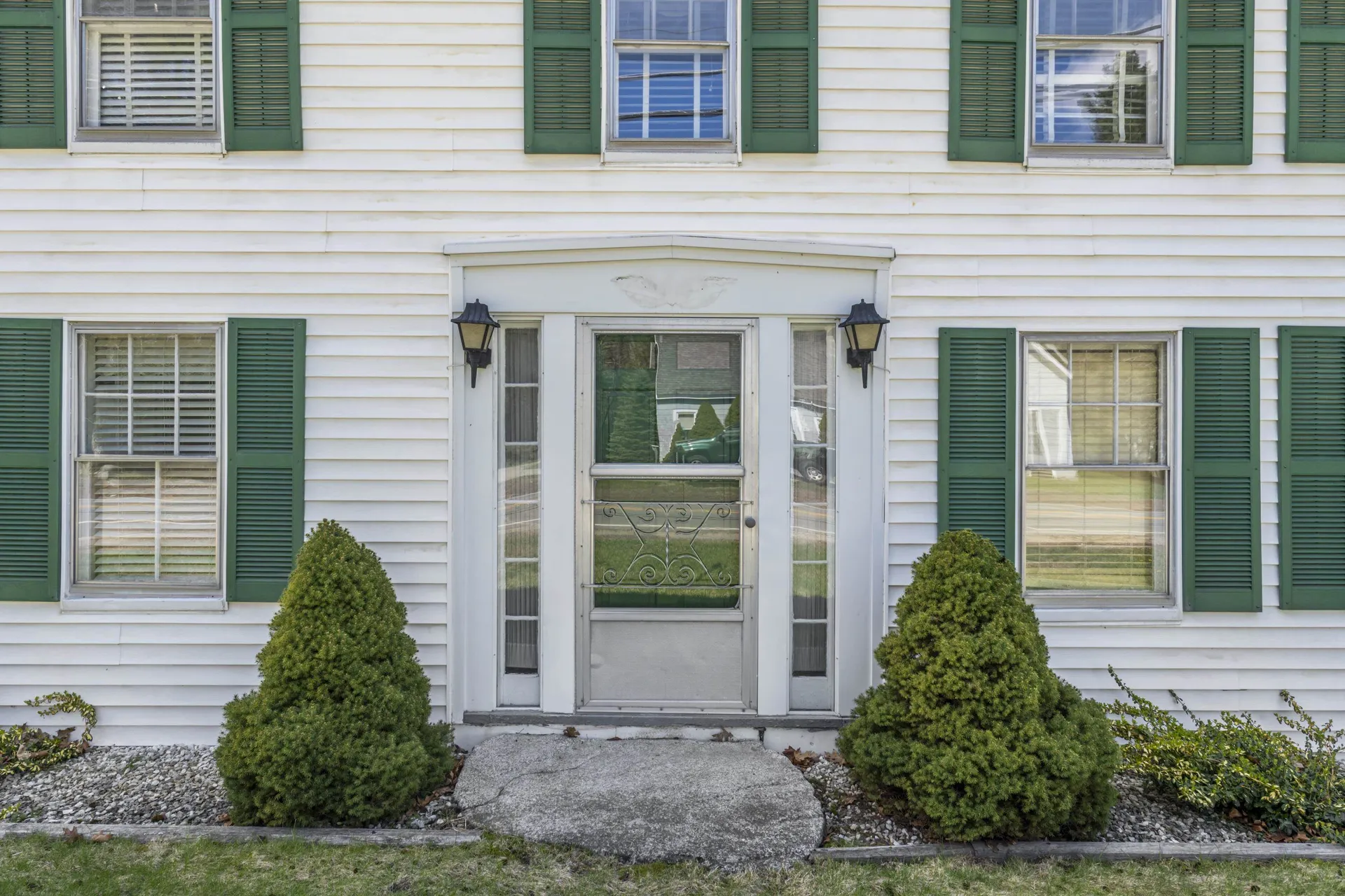 393 Wadleigh Falls Road Newmarket NH 03857