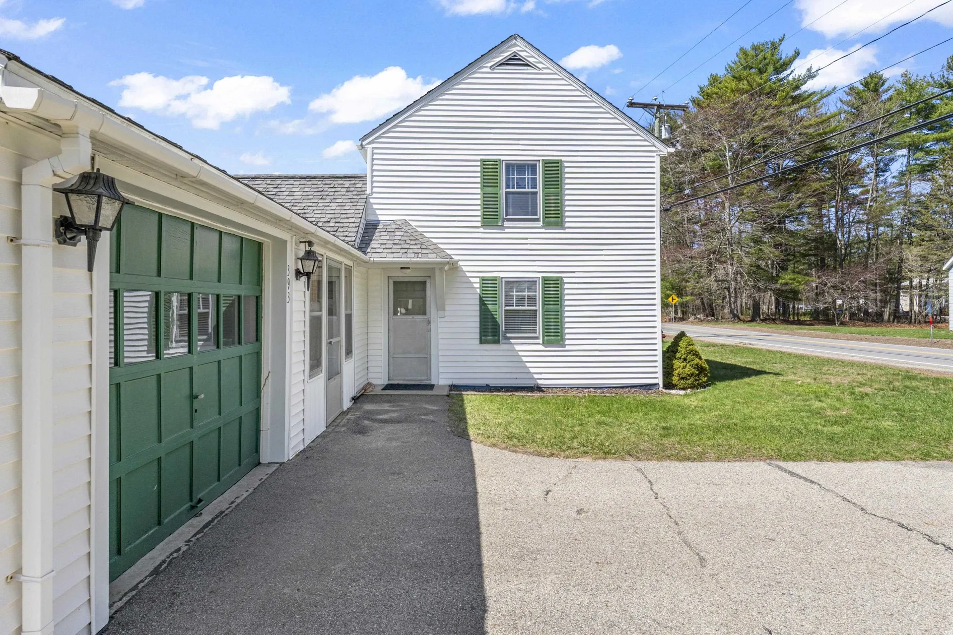 393 Wadleigh Falls Road Newmarket NH 03857