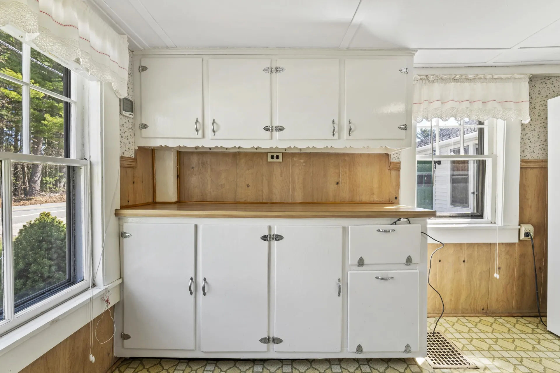 393 Wadleigh Falls Road Newmarket NH 03857
