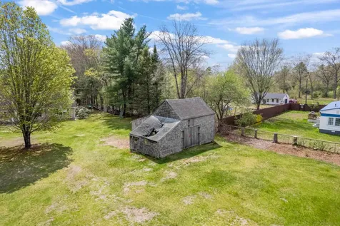 393 Wadleigh Falls Road Newmarket NH 03857