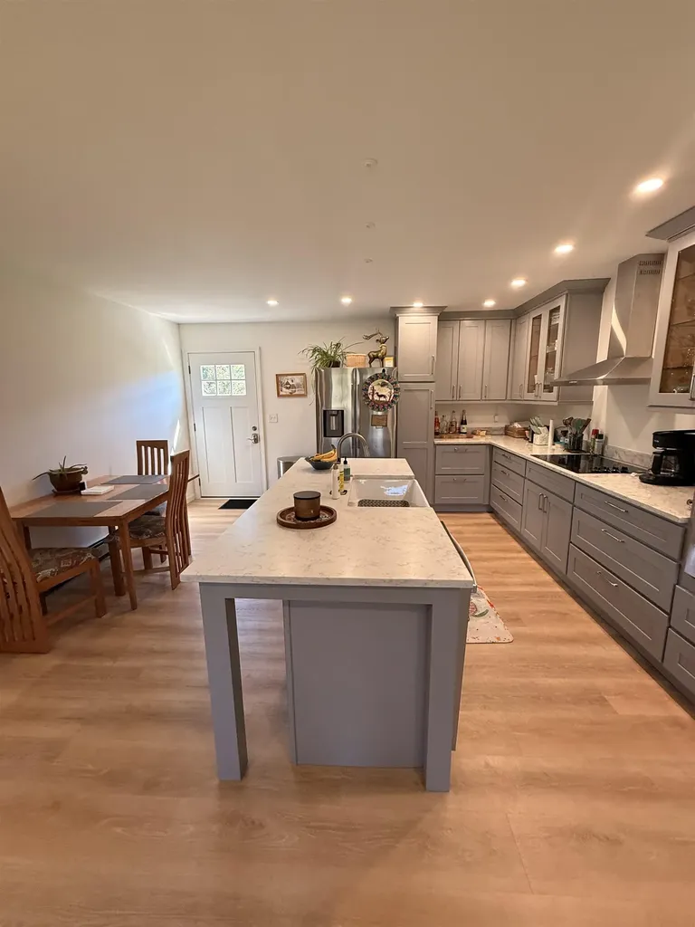 47 Little Brook Lane Bristol VT 05443