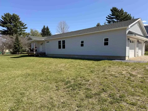 47 Little Brook Lane Bristol VT 05443