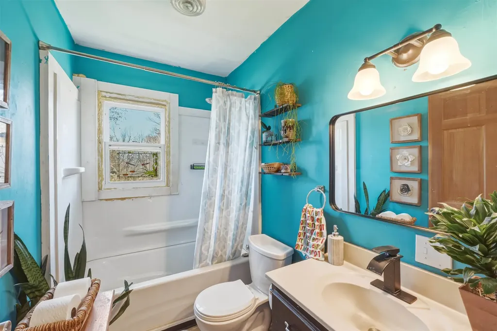 256 Hathaway Point Road St. Albans City VT 05478